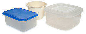small Tupperware boxes