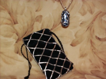 melros's Dragonhide valuables pouch